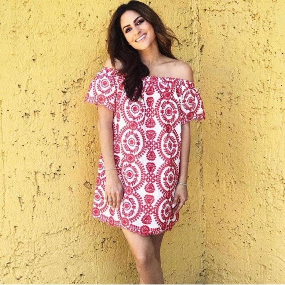 Entro Off-Shoulder Red and White Dress size M